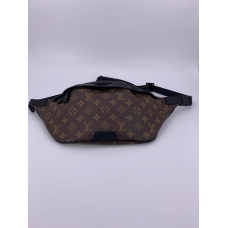  Сумка на пояс Louis Vuitton